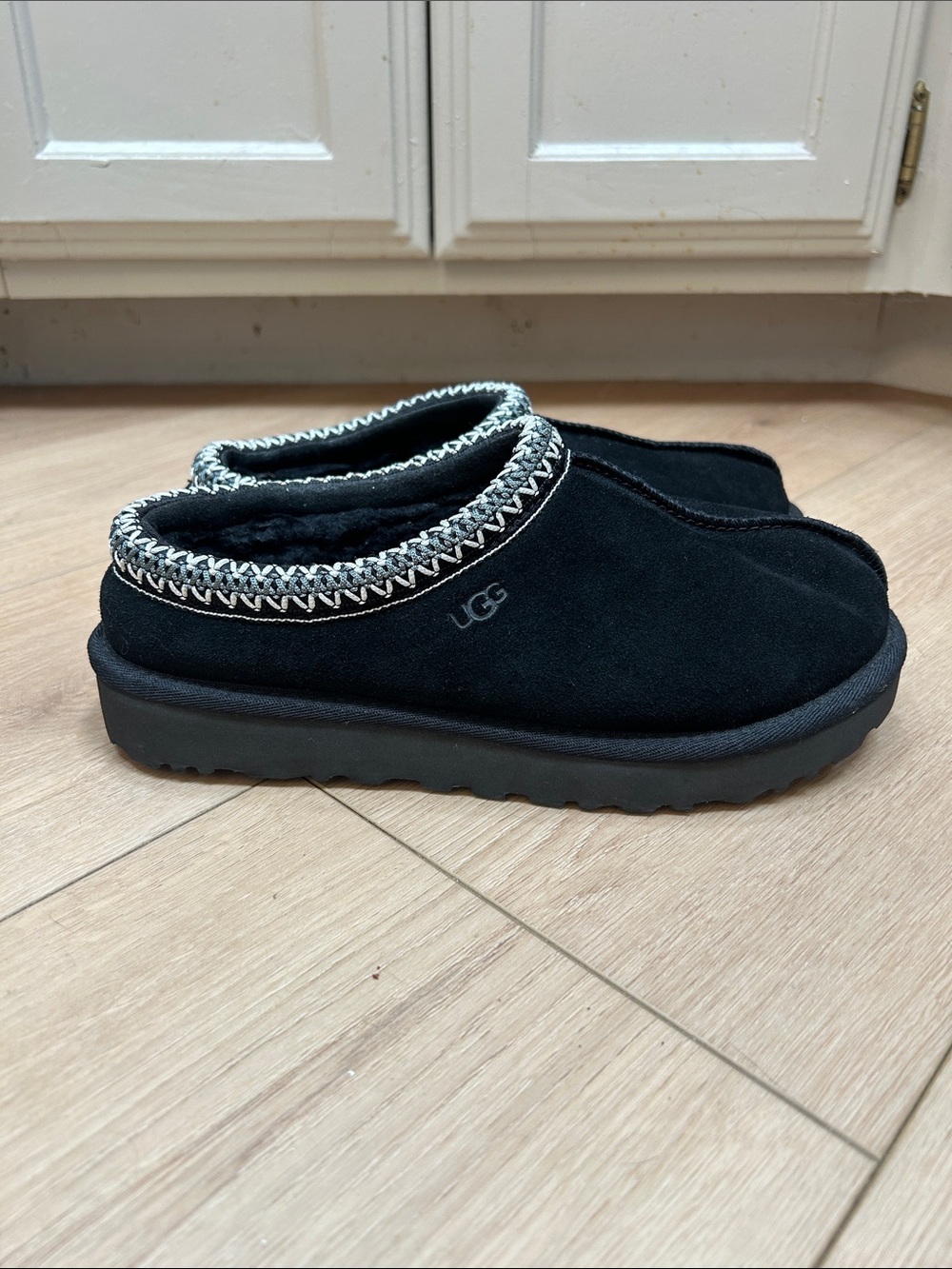Women’s Ugg Tasman II Size 7